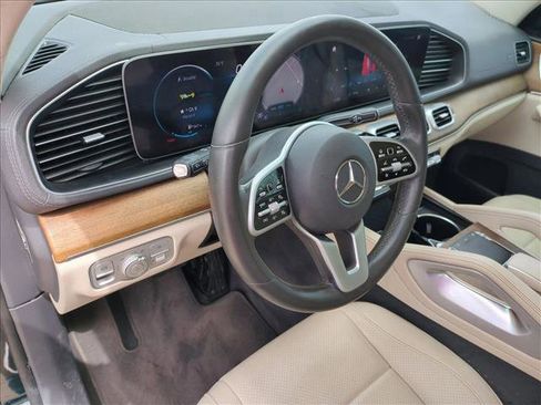 Used 2020 Mercedes-Benz GLS 450 4MATIC image 10