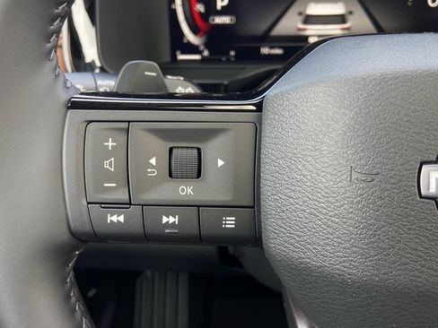 New 2026 Nissan Pathfinder Platinum AWD/4WD image 28