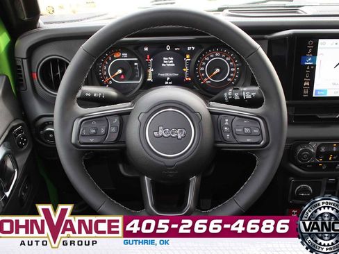 Used 2025 Jeep Wrangler Unlimited Rubicon w/ Safety Group image 36