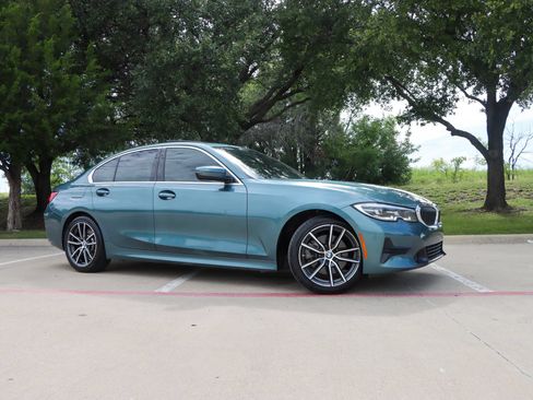Used 2020 BMW 330i Sedan w/ Convenience Package RWD image 1