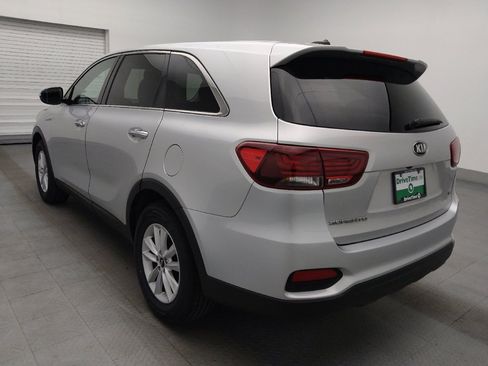Used 2020 Kia Sorento FWD V6 image 5
