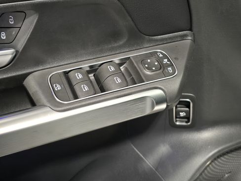 New 2026 Mercedes-Benz GLB 250 4MATIC image 13