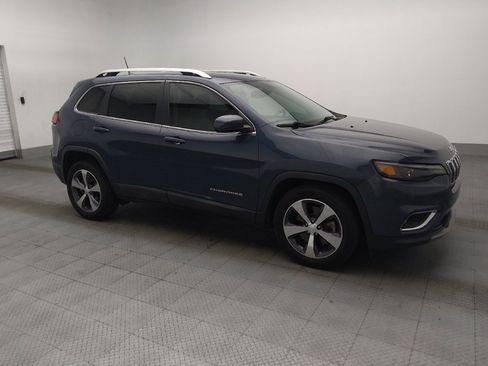 Used 2019 Jeep Cherokee Limited FWD image 11
