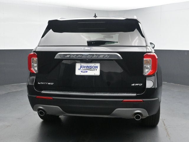 Used 2024 Ford Explorer Limited AWD/4WD image 10