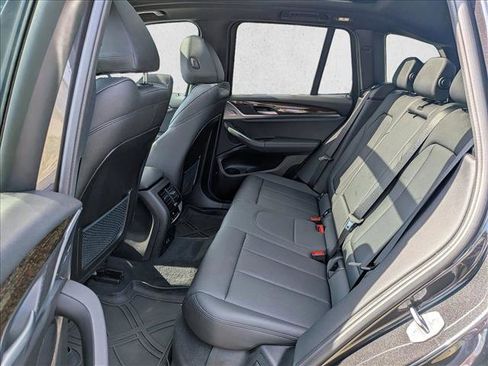 Used 2021 BMW X3 xDrive30i w/ Premium Package image 18