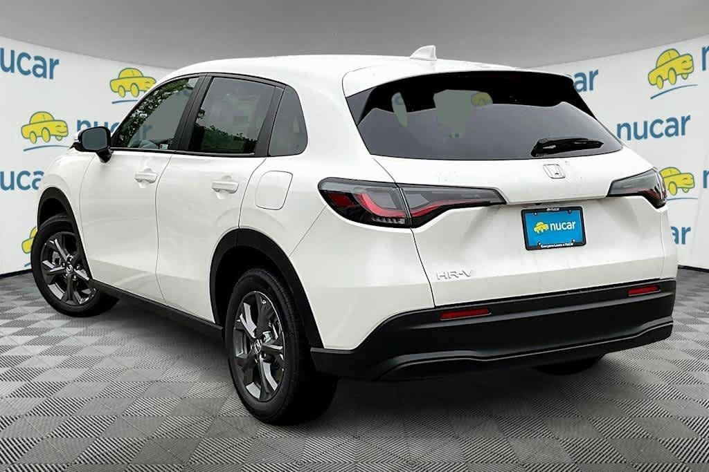 New 2026 Honda HR-V LX image 4