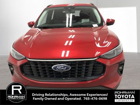 Used 2024 Ford Escape Base w/ PHEV Premium Package image 10