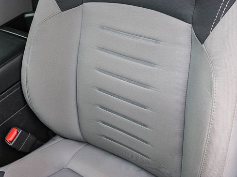 Used 2024 Toyota Tacoma TRD Off-Road image 23