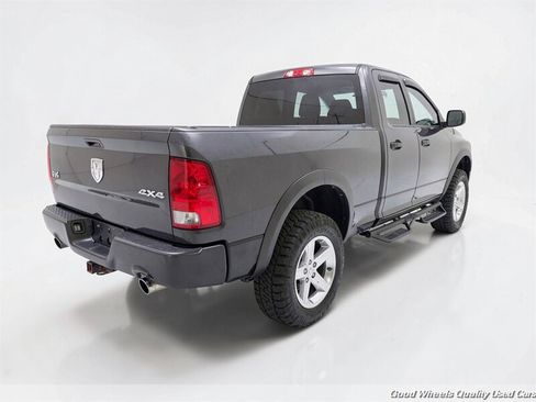 Used 2018 RAM 1500 Express w/ Express Value Package AWD/4WD image 5