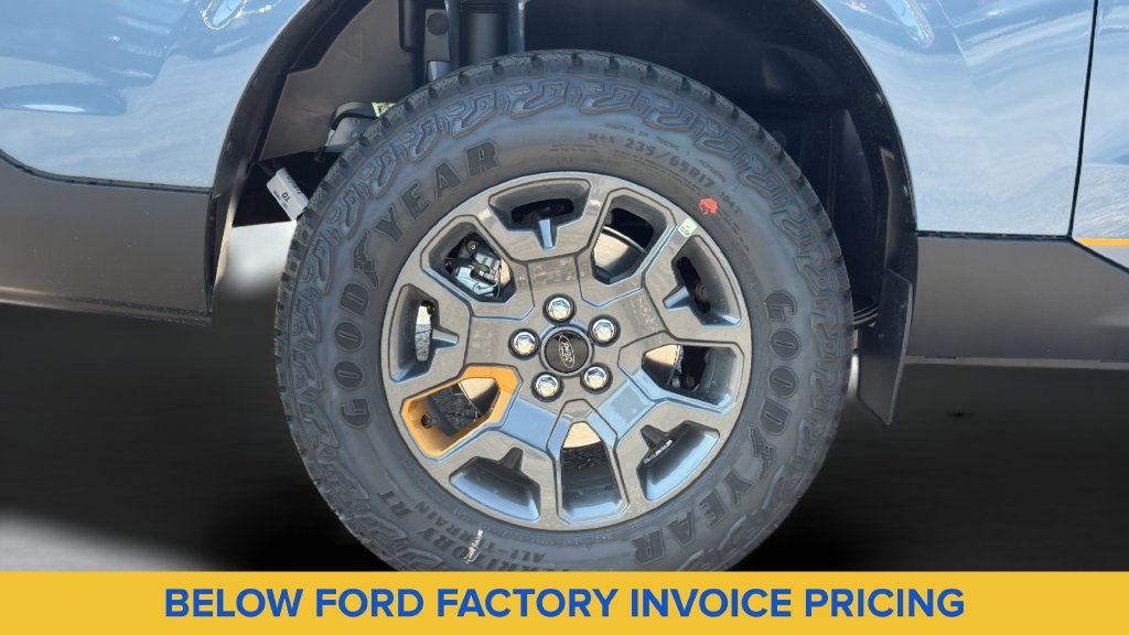 New 2026 Ford Maverick Tremor AWD/4WD image 32