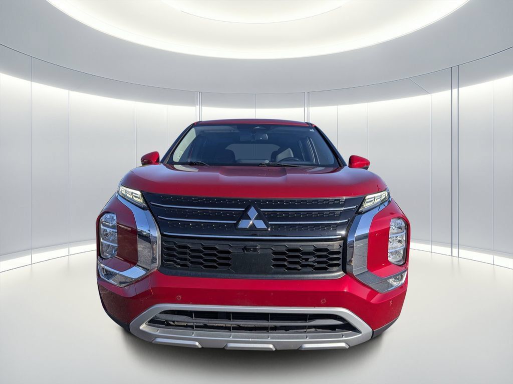 Used 2023 Mitsubishi Outlander SE FWD image 7