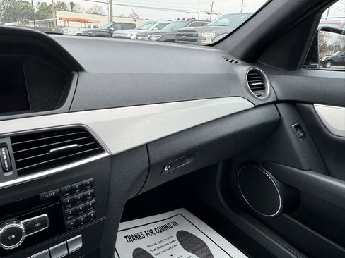 Used 2014 Mercedes-Benz C 250 Sport image 17