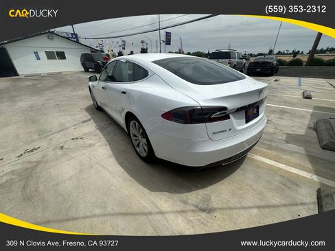 Used 2015 Tesla Model S 85 RWD image 14