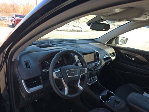 Certified 2023 GMC Terrain SLT w/ Infotainment Package II image 11