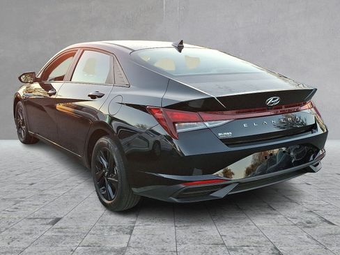 Certified 2023 Hyundai Elantra SEL image 7