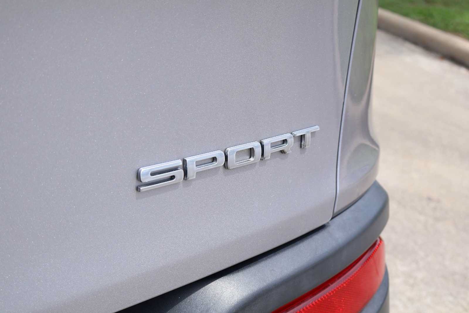 Used 2017 Jeep Cherokee Sport FWD image 7