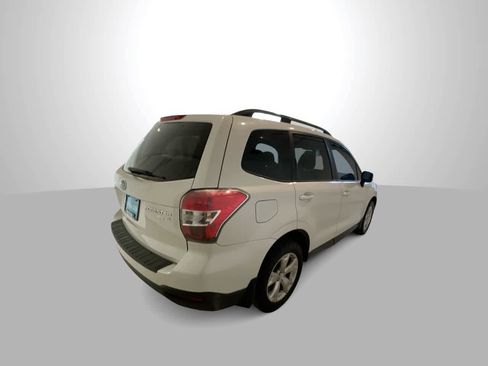 Used 2015 Subaru Forester 2.5i Premium w/ All-Weather Package image 8
