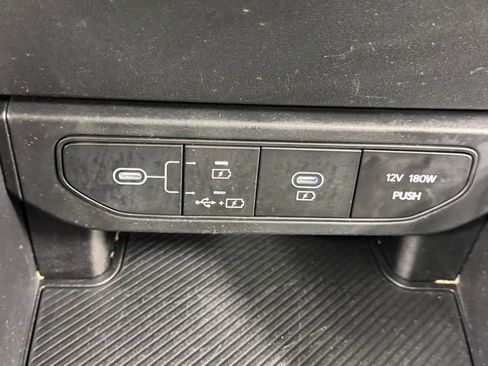 Used 2025 Kia K4 FWD image 26