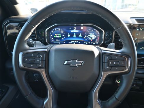 Used 2024 Chevrolet Silverado 1500 ZR2 w/ Technology Package image 18