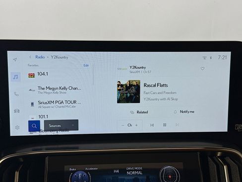 Used 2023 Lexus LX 600 4WD w/ Accessory Package (Z1) image 15