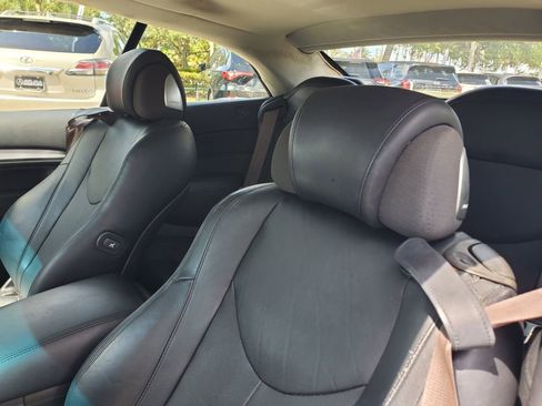 Used 2015 INFINITI Q60 Convertible w/ Premium Package RWD image 12