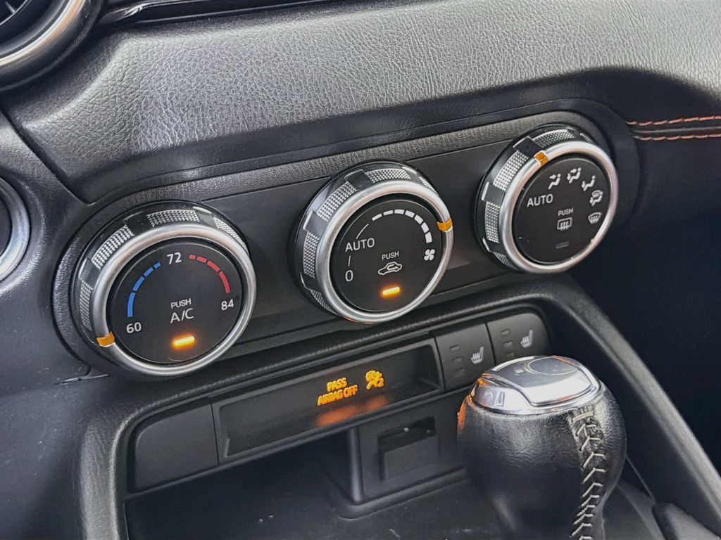 Used 2022 MAZDA MX-5 Miata Grand Touring w/ Weather Package RWD image 20