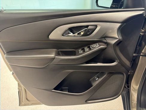 Certified 2020 Chevrolet Traverse LT w/ LPO, Floor Liner Package image 19