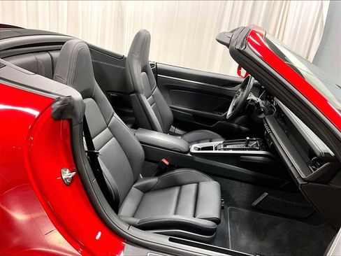 Used 2023 Porsche 911 Carrera 4S image 29