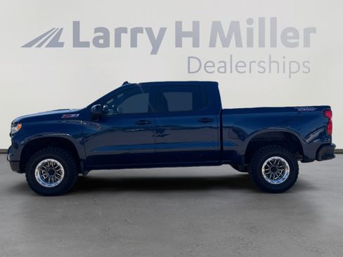 Used 2023 Chevrolet Silverado 1500 LT Trail Boss image 2