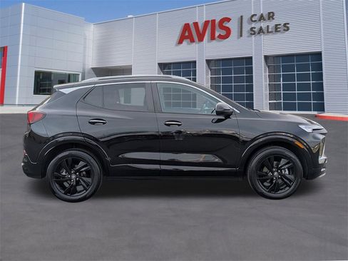 Used 2024 Buick Encore GX Sport Touring image 5