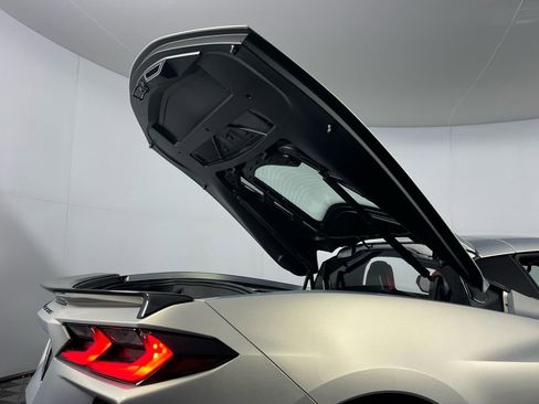 Used 2024 Chevrolet Corvette Stingray Coupe w/ 1LT image 31