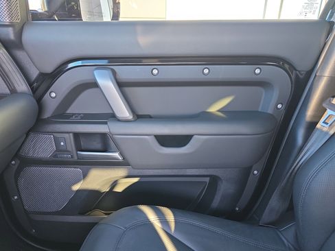 Certified 2024 Land Rover Defender 110 V8 image 24