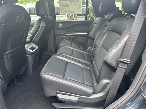 New 2026 Lincoln Navigator Reserve w/ Jet Appearance Package AWD/4WD image 20