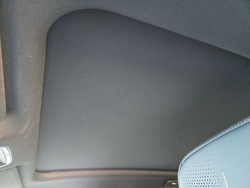 Certified 2025 Cadillac Lyriq Luxury w/ Nappa Leather Package image 9