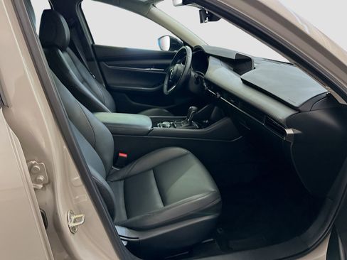 Used 2024 MAZDA MAZDA3 s image 32