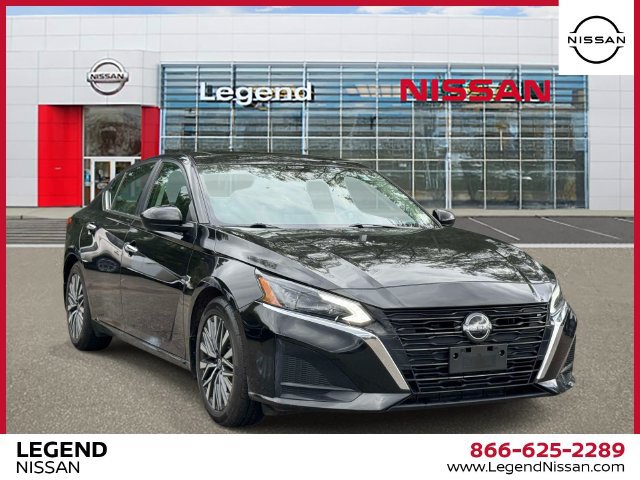 Certified 2023 Nissan Altima 2.5 SV w/ SV Premium Package FWD image 1