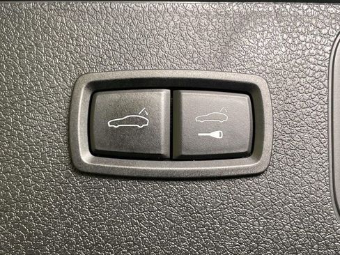 Used 2022 Porsche Macan image 21