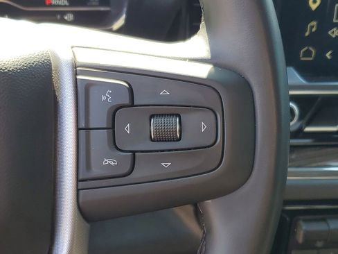 Used 2025 GMC Sierra 1500 Elevation image 14