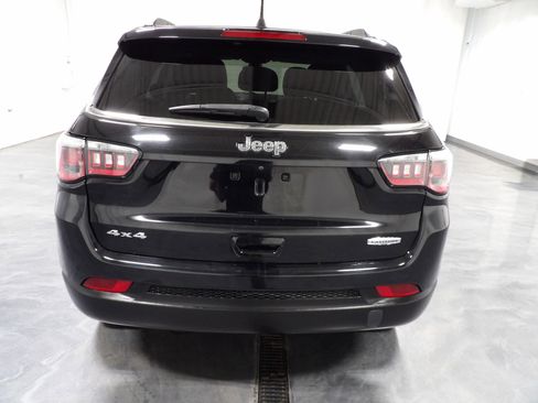 Used 2020 Jeep Compass Latitude image 5