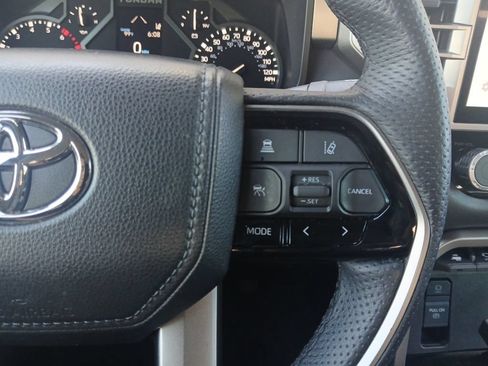 Used 2023 Toyota Tundra Limited AWD/4WD image 25
