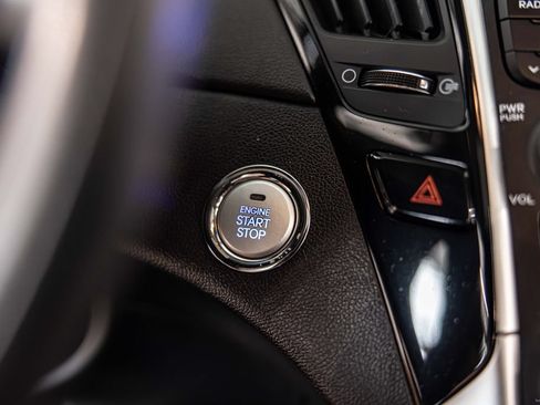 Used 2013 Hyundai Sonata Limited FWD image 25