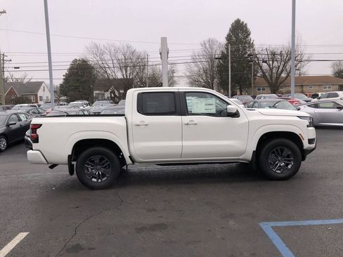 New 2026 Nissan Frontier SV w/ SV Convenience Package AWD/4WD image 14