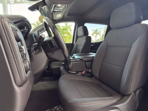 Used 2022 Chevrolet Silverado 1500 LT RWD image 4