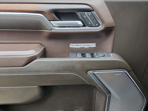 Used 2024 GMC Sierra 1500 Denali AWD/4WD image 19
