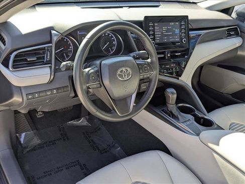 Used 2023 Toyota Camry SE FWD image 10