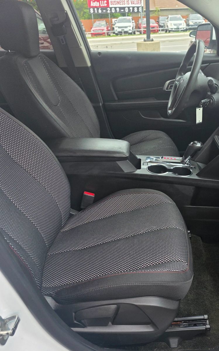 Used 2017 GMC Terrain SLE FWD image 11