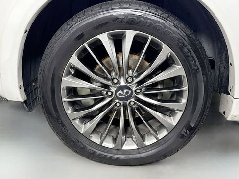 Used 2018 INFINITI QX80 4WD w/ Deluxe Technology Package image 42
