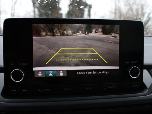 Used 2023 Honda Accord EX image 29