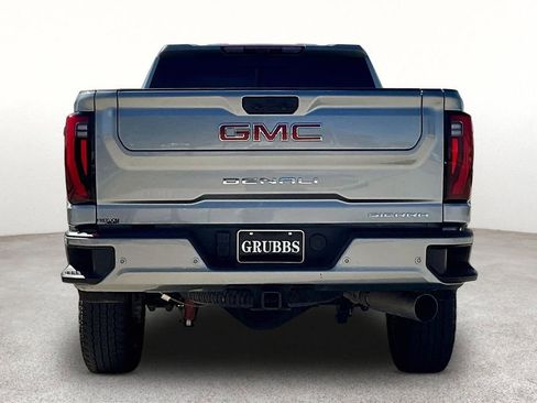 Used 2024 GMC Sierra 2500 Denali w/ Technology Package image 7