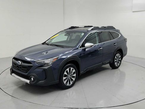 Certified 2025 Subaru Outback Touring XT w/ Popular Package #2 AWD/4WD image 4